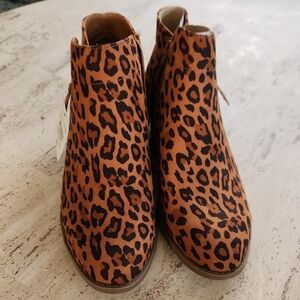 Arizona Jean Company Leopard Print Ankle Boots